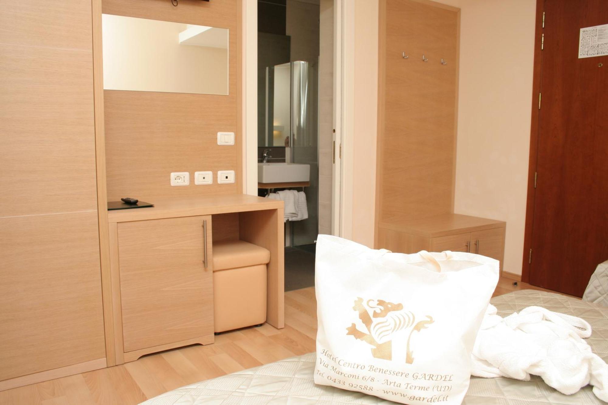Hotel Centro Benessere Gardel